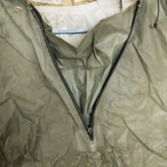LL Bean Vintage Military issue Rain Jacket Anorak Olive Green Hooded Fragile - Picture 11 of 16